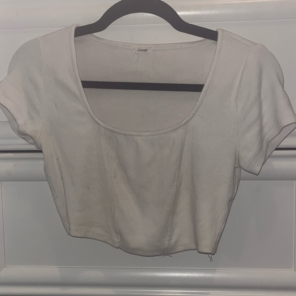 Garage crop tee white